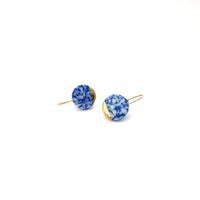 Terrazzo earrings, porcelain jewelry, solid 18k gold, Delft Blue, 80s style vintage, Clay and pottery